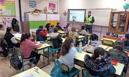 Aydında ortaokul öğrencilerine trafik eğitimi verildi