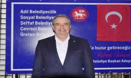 Ayvalıkta CHPden aday gösterilmeyen eski başkan Gençer, DPden aday oldu