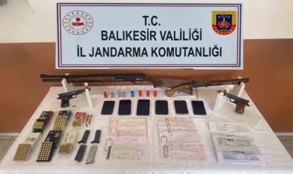 Balıkesirde tefecilik yapan suç örgütü çökertildi