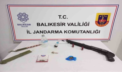 Balıkesirde uyuşturucu taciri 6 kişi yakalandı