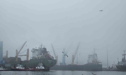 Bandırmada sis kartpostallık görüntüler oluşturdu