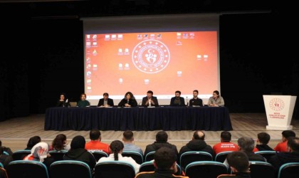 Başarılı sporcular ödüllendirildi