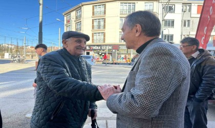 Başkan Ataç esnafı gezdi