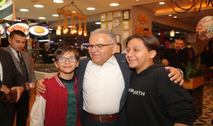 Başkan Büykkılıçtan AVM ziyareti