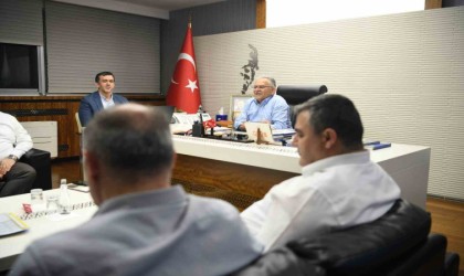 Başkan Büyükkılıç: “Gündüzü de geceyi de verimli bir şekilde değerlendiriyoruz”