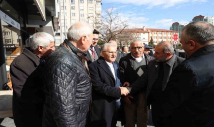Başkan Büyükkılıç, Yoğunburçta esnafla kucaklaştı