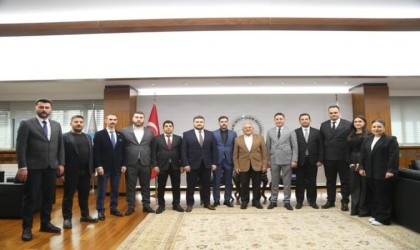 Başkan Büyükkılıça Ülkü Ocaklarından ziyaret