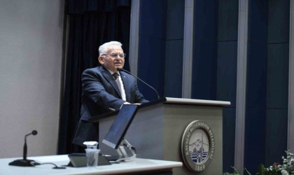 Başkan Büyükkılıçtan depremin isimsiz kahramanlarına teşekkür belgesi