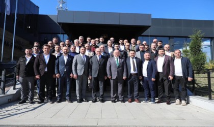 Başkan Özlü iş insanlarıyla bir araya geldi