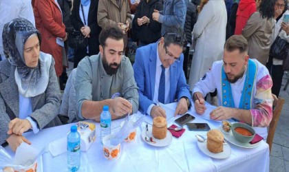 Bornova HEM 41 çeşit tarhanayı şenlikte buluşturdu