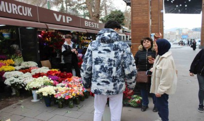 Çiçekçilerde 14 Şubat yoğunluğu başladı