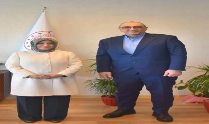 DeFacto’nun deprem bölgesine yardımları sürüyor