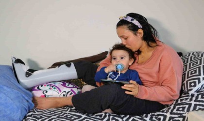 Depremzede Ayşenur, depremde kaybolan bebeğiyle 27 gün sonra buluştu