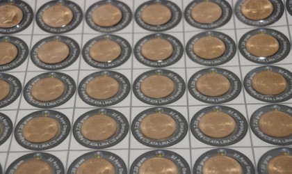 Diyarbakırda kuyumcu esnafı satacak çeyrek altın bulamıyor