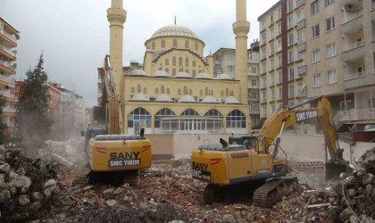 Diyarbakırda yarım asırlık kütüphanenin yıkımı yapıldı