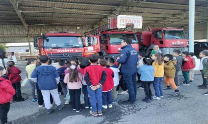 Dörtyolda itfaiyecilerden, öğrencilere eğitim