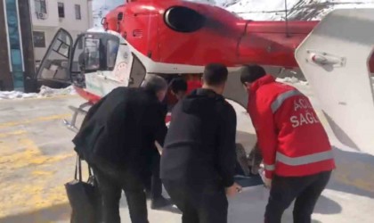 Düşük riski olan hamile kadın, helikopter ambulansla hastaneye kaldırıldı