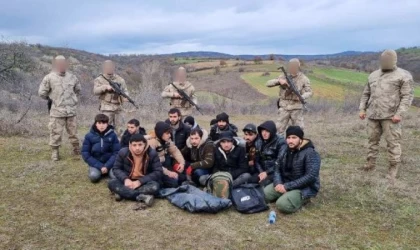 Edirne’de 1 haftada 157 kaçak göçmen ile 5 organizatör şüphelisi yakalandı