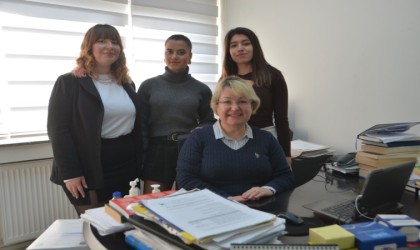 Genç iletişimcilerden Miniklerle İletişim Atölyesi projesi