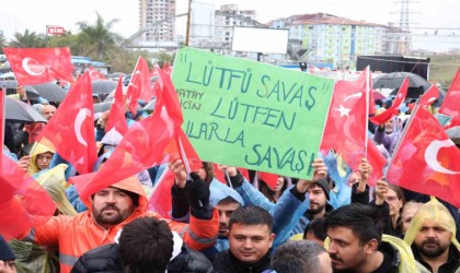 Hataylılar Lütfü Savaşa destek için CHP il başkanlığında bir araya geldi