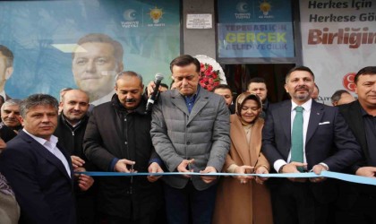 Hatipoğlu 2nci seçim irtibat bürosu açılışında bando ile karşılandı