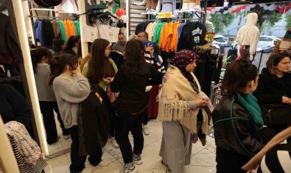 İndirimli kazak ve pijama izdihamı