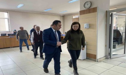 Karsta mühendis eli değecek