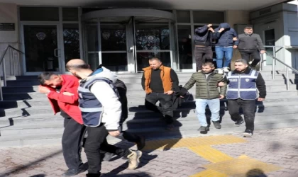 Kayseri’de aranan 14 hükümlü yakalandı