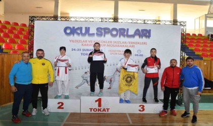 Kayserili karatecilerden 10 madalya