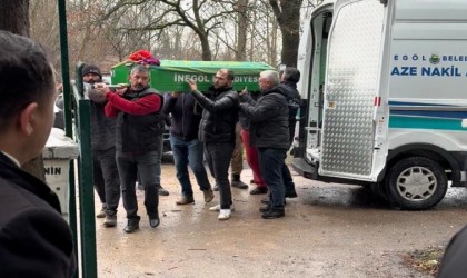 Kaza kurbanı abla-kardeş gözyaşlarıyla defnedildi