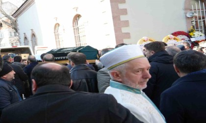 Kocaeli ve Balıkesir protokolü cenazede buluştu