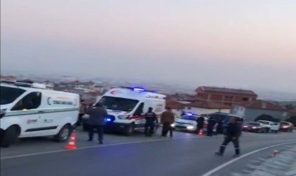 Kontrolden çıkan kamyon şarampole yuvarlandı: 2 ölü