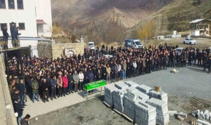 Kuzey Marmara Otoyolundaki kazada hayatını kaybeden şoför son yolculuğuna uğurlandı