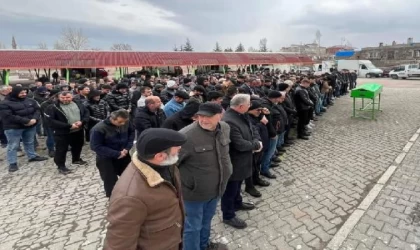 Makineye sıkışan fabrika işçisi öldü (2)