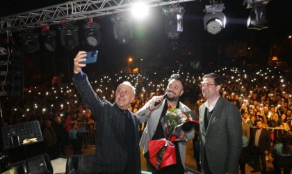 Mersinde Hüseyin Kağıt rüzgarı esti