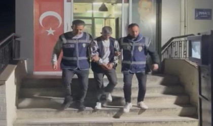 Öldürülüp boş araziye gömülen adamın katil zanlısı İzmirde yakalandı