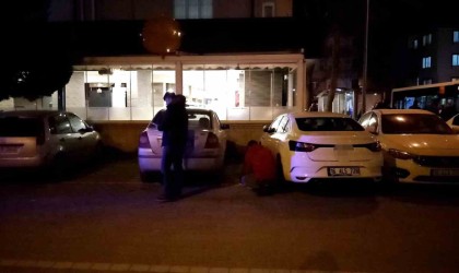 Önce kavga edip ifade verdiler, sonra tekrar kavgaya tutuştular: 2 yaralı