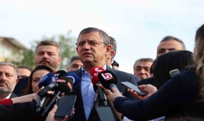 Özgür Özelden katledilen taksicinin ailesine taziye ziyareti