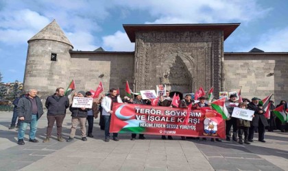 Sağlıkçıların sessiz yürüyüşlerinde 13. hafta