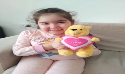 ’Sevgilinize, eşinize alacağınız hediyeler SMA hastası Çağla’ya destek için kalp olsun’