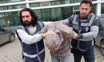 Valiz ve çanta gaspına 2 tutuklama