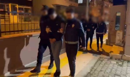 Yalovada bilezik gasp eden 2 zanlı tutuklandı