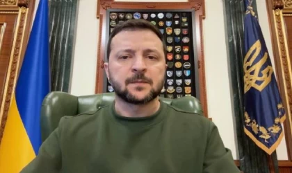 Zelenski, askeri ve hükümet yetkilileriyle görüştü