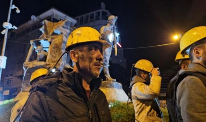 Zonguldak’ta Madenciler Anıtı’nda anma etkinliği düzenlendi