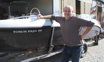 7 yıl önce başladığı balık tutkusu, tekne sahibi yaptı