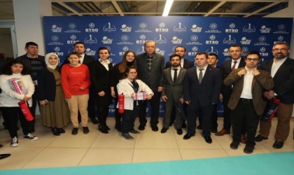 Artı Bir Üniversite Modeline En Nitelikli Uygulama ödülü