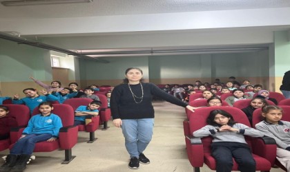 Aydında öğrenciler gıda israfı konusunda bilgileniyor