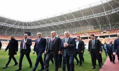 Bakan Bak: Türkiyenin dört bir yanında tesisler yapıyoruz