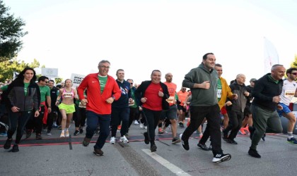 Başkan Böcek, Runtalyada koştu