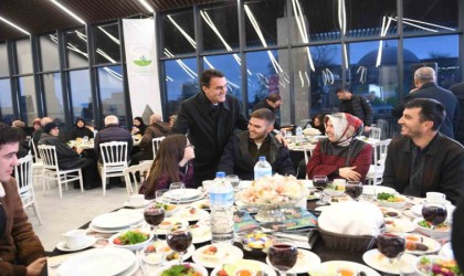 Başkan Dündar, şehit aileleri onuruna iftar verdi